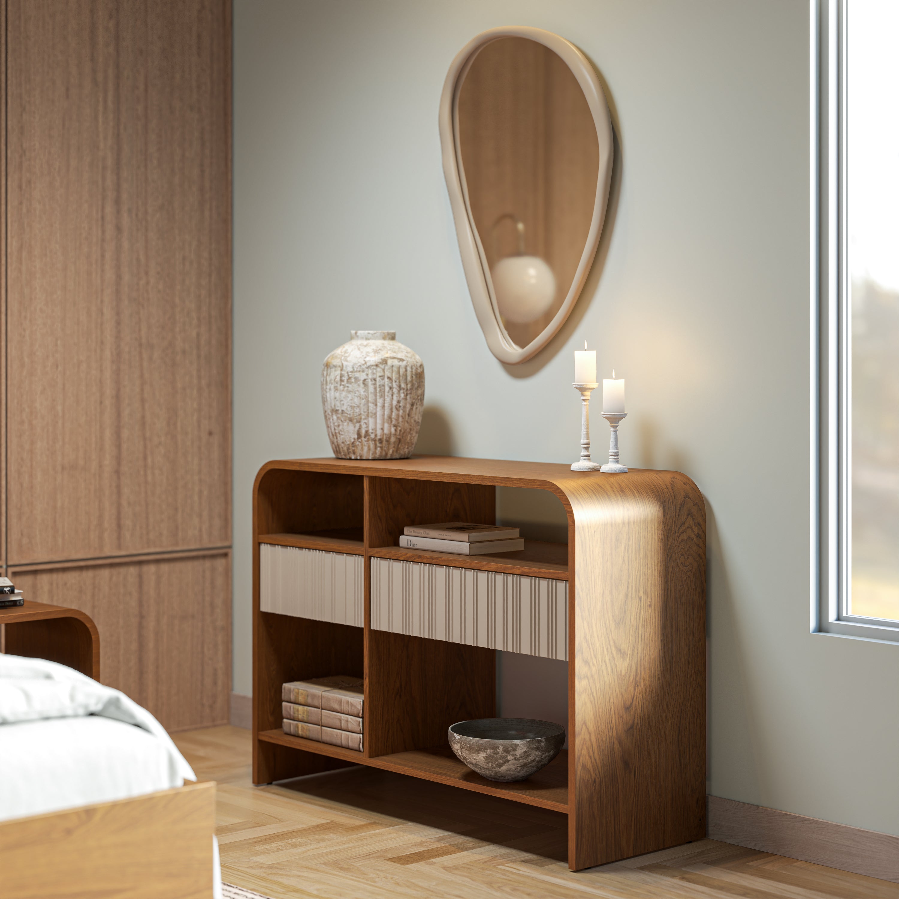 Romano Dresser