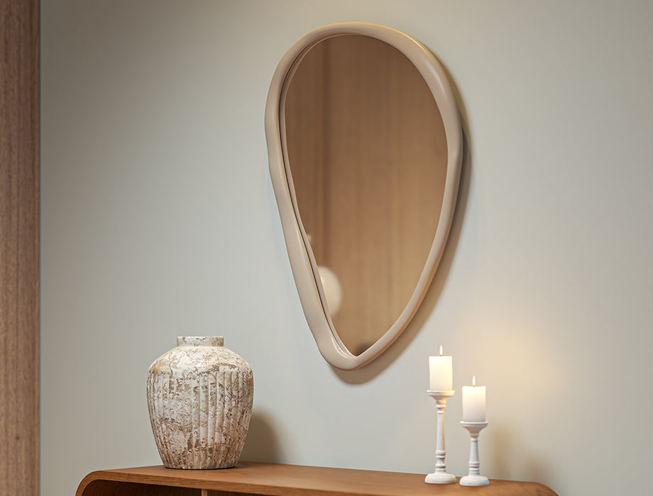 Romano Mirror