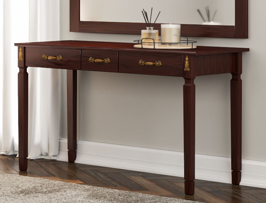 Sienna Dresser